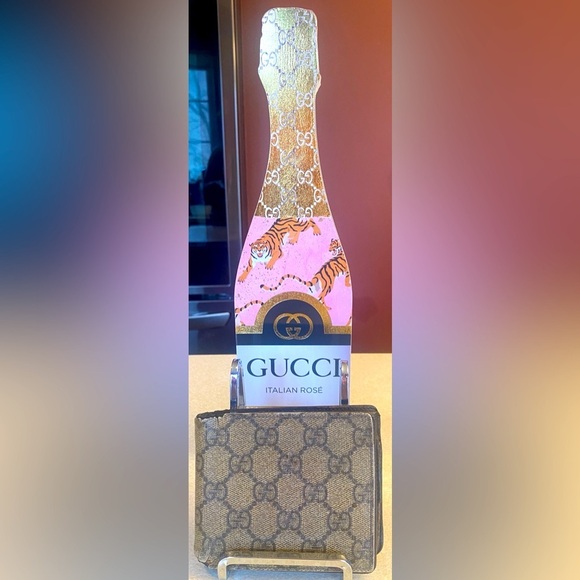 GUCCI Signature “GG” Monogram Wallet - Picture 3 of 13